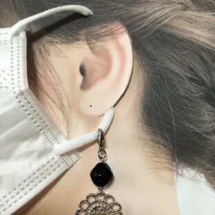 マスクをお洒落にしちゃいます…マスクチャームはいかがですか？